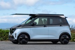 Nissan создал раздвижную солнечную панель для электромобиля Sakura